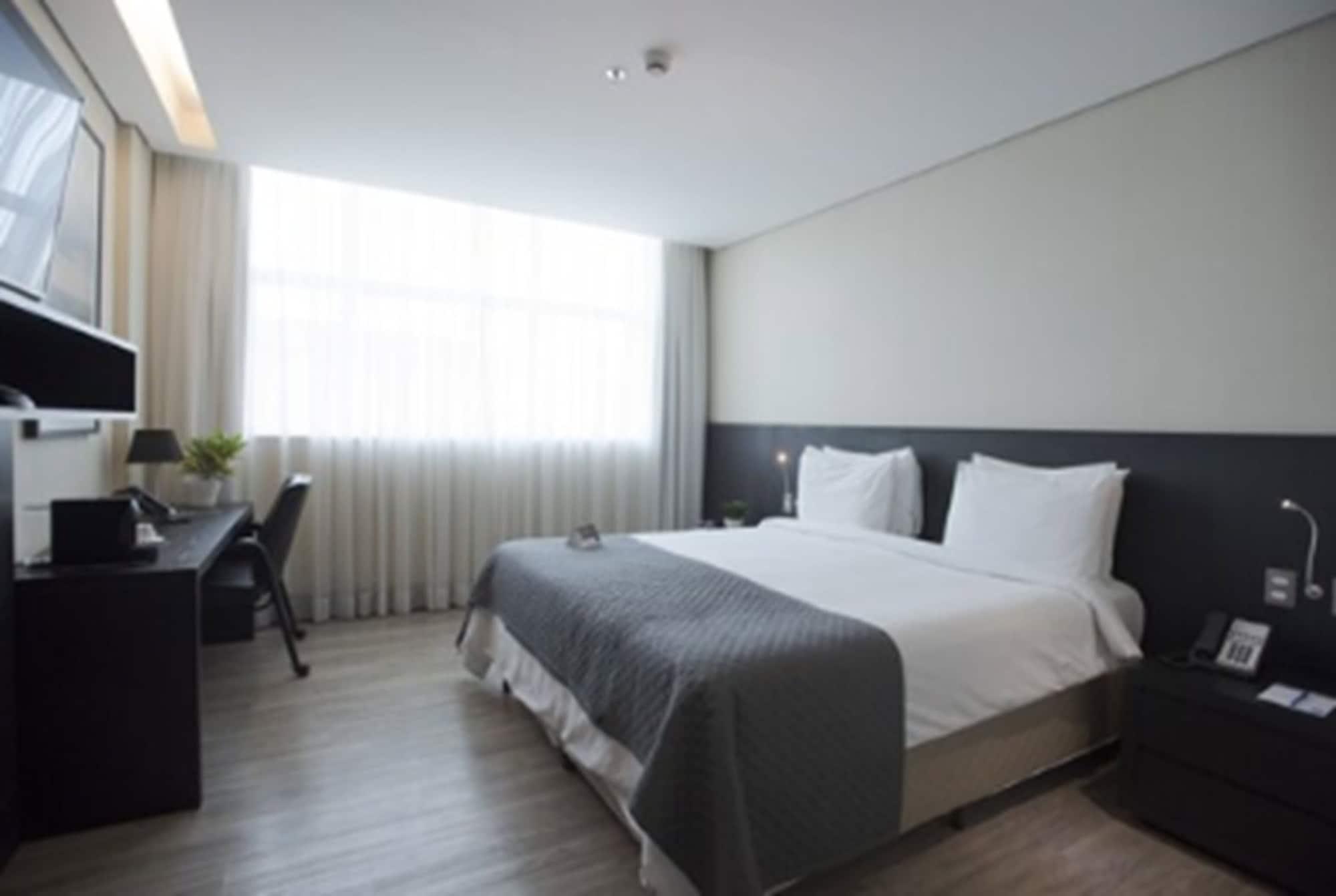 Tryp By Wyndham Belo Horizonte Savassi Hotell Eksteriør bilde